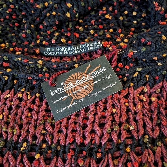 NWT One-Of-A-Kind Knitted Hooded Cold Shoulder Sleeveless Sweater With Fringe - Picture 8 of 9